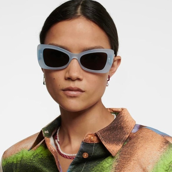 CELINE Sunglasses CL40236I 84A - Picture 3 of 11